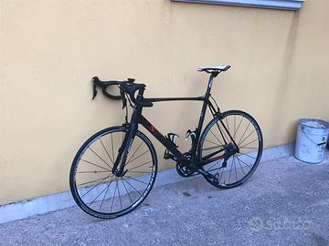 Bici da corsa in carbonio scapin