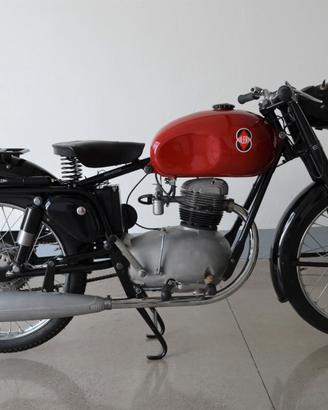 Gilera 150 GRANTURISMO