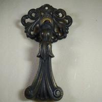 Maniglia nuova stile antico per mobili vecchi 