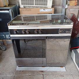 Forno con piano cottura a bombola
