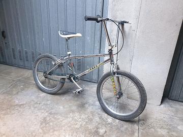 Bicicletta BMX professionale Silver Star