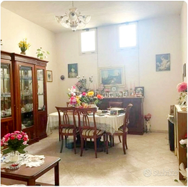 Loft su 3 livelli con posto auto