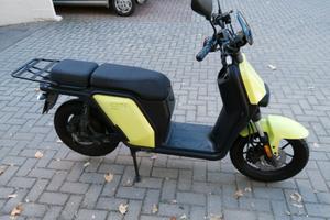 Scooter elettrico Ezi CITI 2 HS
