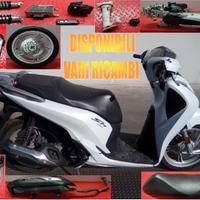 HONDA SH 125i ANNO 2018 BIANCO x RICAMBI
