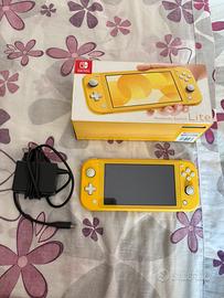 Nintendo Switch lite gialla