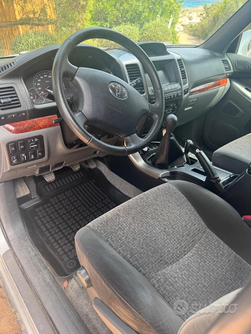 Toyota Land Cruiser 2005 photo 4