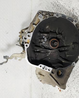 CAMBIO MANUALE COMPLETO TOYOTA Yaris Serie 303000D