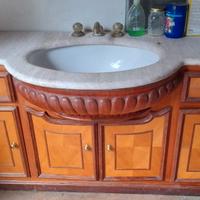 Mobile bagno in legno