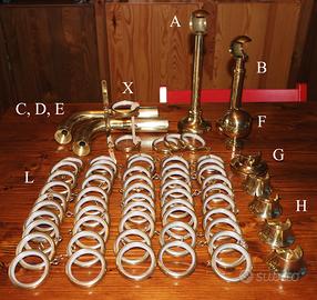 Supporti in ottone per tende