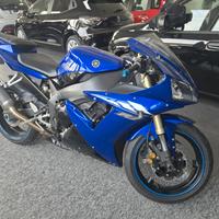 Yamaha YZF R1