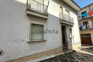 Appartamento + garage - Aiello del Sabato