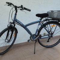 Bicicletta ibrida BTWIN Original L 520 con cestino