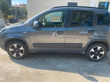 Panda allestimento city cross hybrid 1.0