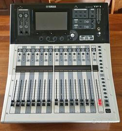 Mixer Yamaha tf1