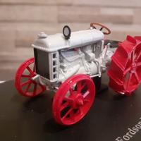 Trattore Fordson 1/43