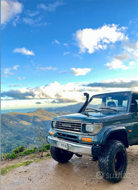 Toyota land cruiser lj70