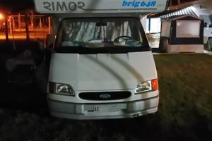 Ford Rimor Brig 648 con doppia dinette