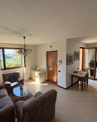 Villetta a schiera di 127 m² con 3 locali e box au