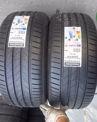 gomme usate 2354018 Estivo BRIDGESTONE - Turanza 8
