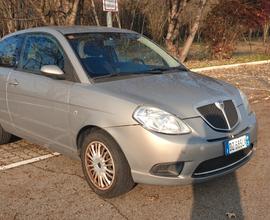 Lancia Ypsilon 1.4 Oro