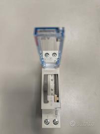 programmatore giornaliero timer