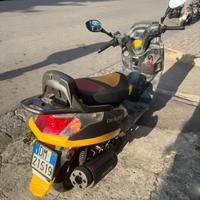 Kymco dink 200i