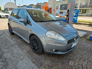 Fiat Grande Punto 1.4 T-jet Sport con 238.000km