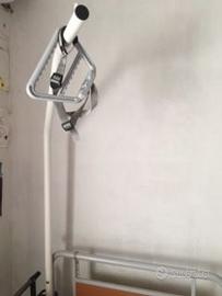 Alzamalati da letto per disabili