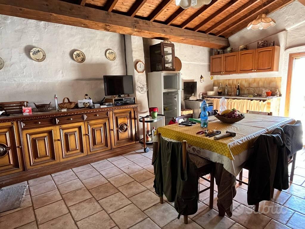 Rustico / Casale di 88 m² con 1 locale a Pigna - Vista 5