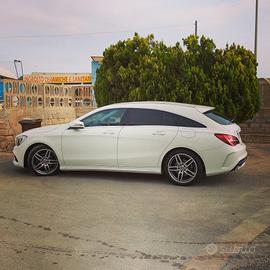 Mercedes Benz CLA 200d premium pacchetto "AMG"