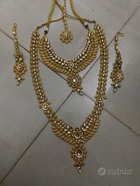 set completo di gioielli indiani