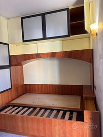 Cameretta fatta da falegname