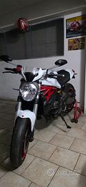 ducati monster 821