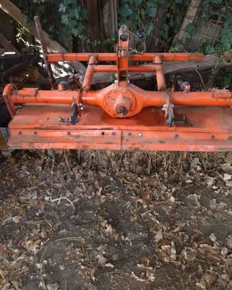 zappatrice kubota  e solcatore 