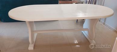 Tavolo in legno massello castagno laccato bianco