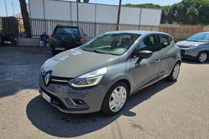 RENAULT Clio dCi 8V 75 CV 5 porte Moschino Zen