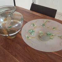 Centrotavola piatto e vaso vetro decorato