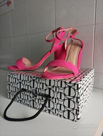 sandali fucsia con tacco