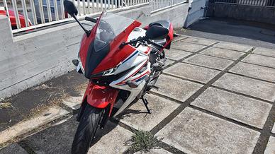 Honda CBR 500R edizione limitata 9700km
