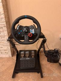 Struttura, volante, pedaliera e cambio logitech