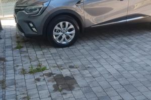 Renault captur plag-in