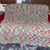 BIELLA - Copertine fatte a maglia in ciniglia