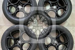 Cerchi neri Alfa Romeo Stelvio e pneumatici estivi