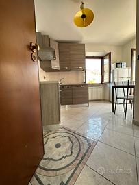 Monolocale arredato e ristrutturato