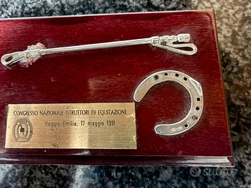 Targa commemorativa istruttori equitazione