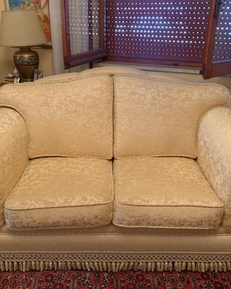 Coppia divani stile classico