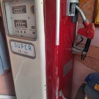 distributore/pompa di benzina anni '50
