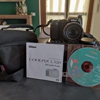 Nikon Coolpix L320 con custodia