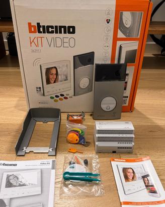 Bticino 363911 Kit Classe 300X WIFI + Acc - NUOVO