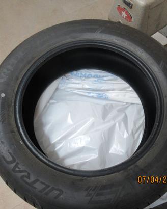 n. 4 gomme VREDSTEIN con 200 km, come nuove